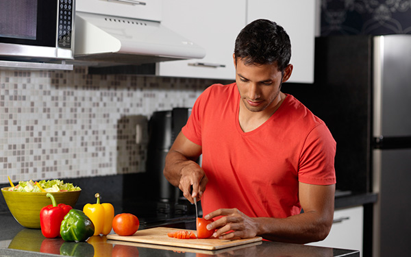 Student preparing a healthy meal